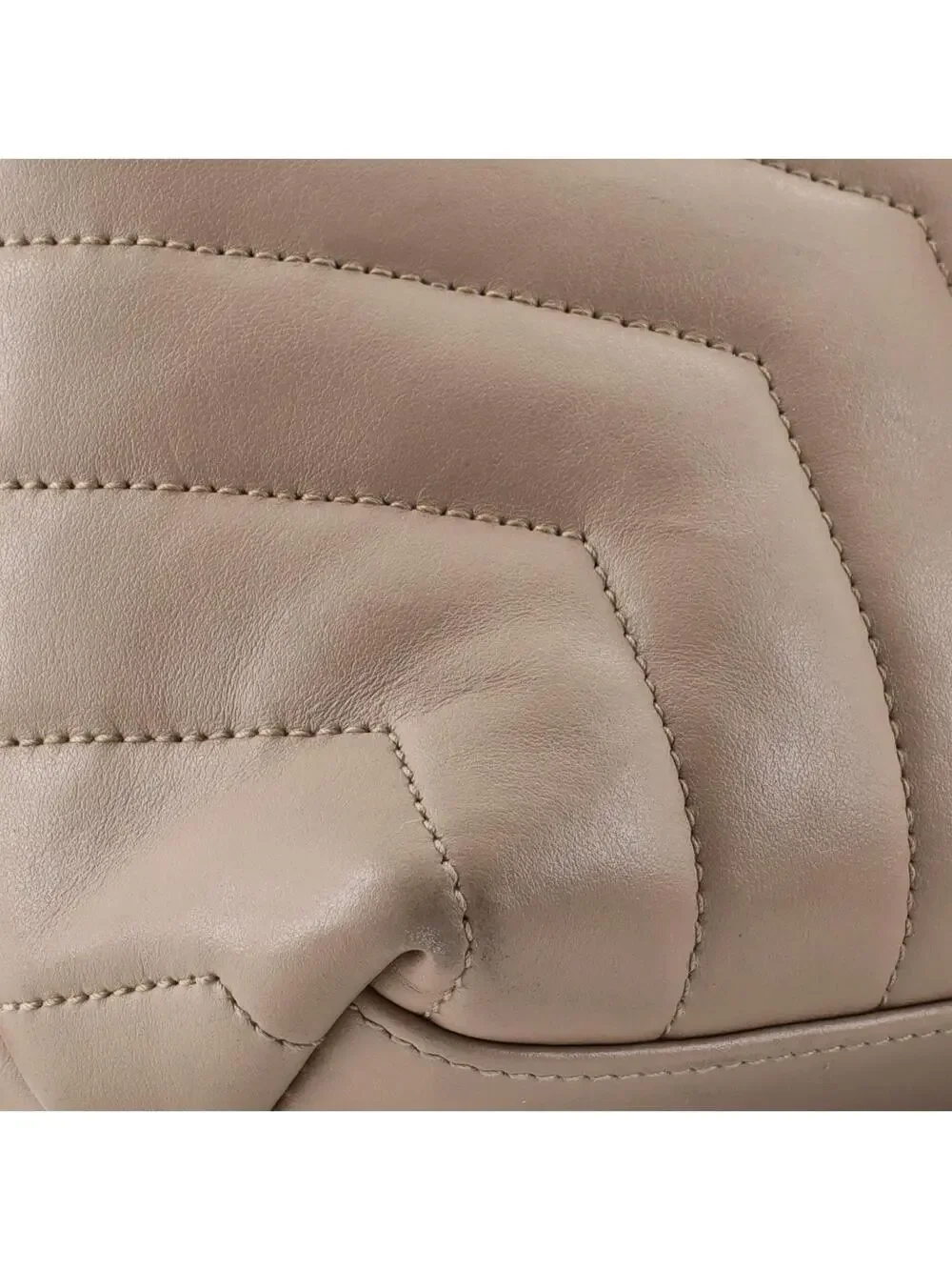 Saint Laurent Loulou Backpack Matelasse #218143S10